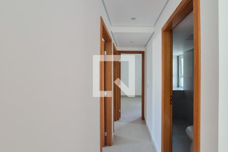 corredor de apartamento para alugar com 3 quartos, 70m² em Jardim das Quatro Marias, São Bernardo do Campo