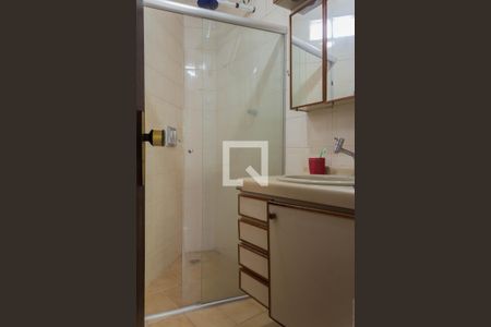 Banheiro da Suíte 1 de casa à venda com 3 quartos, 400m² em Jardim Sao Luis, São Bernardo do Campo