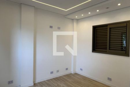 Quarto 1 de casa para alugar com 5 quartos, 220m² em Campo Grande, Santos