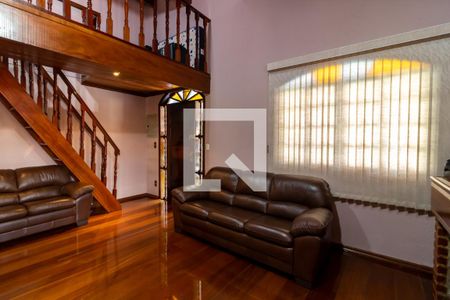 Sala de Estar de casa à venda com 3 quartos, 350m² em Vila Santa Maria, São Paulo