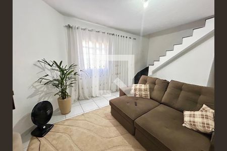 Sala casa 1 de casa para alugar com 4 quartos, 239m² em Jardim Dourado, Guarulhos
