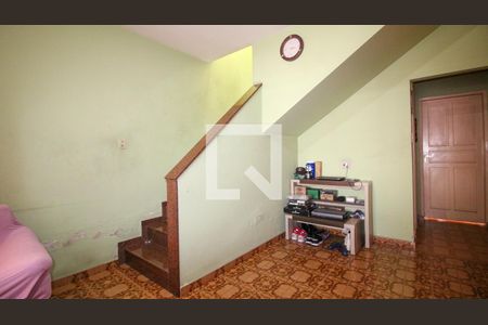 Sala de casa à venda com 3 quartos, 500m² em Jardim Ana Rosa, São Paulo
