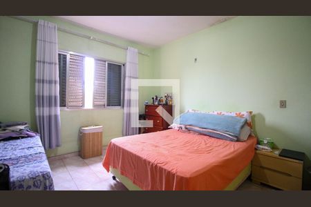 Quarto 2 de casa à venda com 3 quartos, 500m² em Jardim Ana Rosa, São Paulo