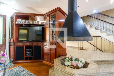 Sala da TV de casa para alugar com 5 quartos, 500m² em City América, São Paulo