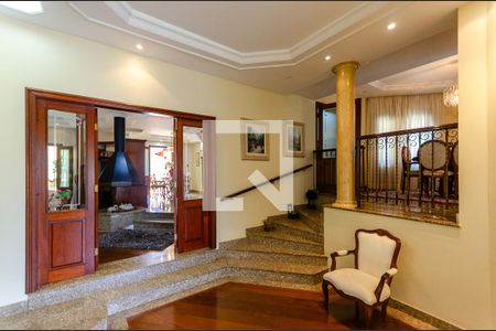 Sala de entrada de casa para alugar com 5 quartos, 500m² em City América, São Paulo