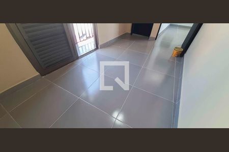 Casa para alugar com 2 quartos, 30m² em Vila Yolanda, Osasco