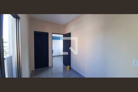 Casa para alugar com 2 quartos, 30m² em Vila Yolanda, Osasco