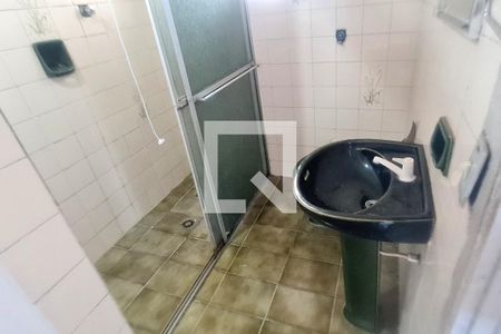 Banheiro da Suíte de casa à venda com 2 quartos, 120m² em Jardim Vila Galvao, Guarulhos
