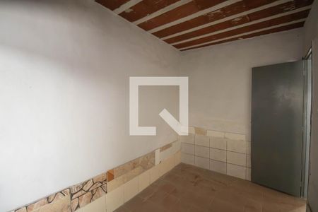 Quarto 1 de casa para alugar com 2 quartos, 37m² em Itaúna, São Gonçalo