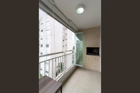 Varanda Sala de apartamento à venda com 2 quartos, 61m² em Vila Isa, São Paulo