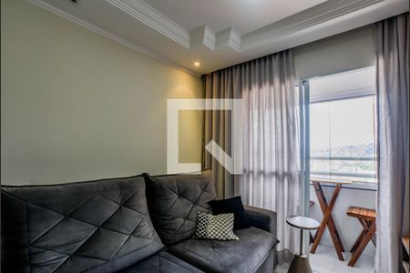 Sala de apartamento à venda com 2 quartos, 55m² em Vila Luzita, Santo André