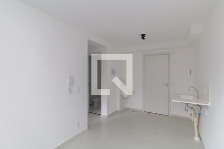 Sala/Cozinha de apartamento para alugar com 2 quartos, 31m² em Jardim Soares, São Paulo