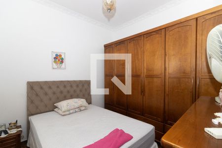 Quarto 2 de casa para alugar com 3 quartos, 160m² em Vila Valqueire, Rio de Janeiro