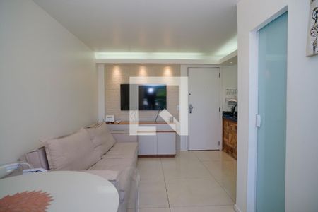Sala de apartamento à venda com 1 quarto, 65m² em Itaipu, Niterói