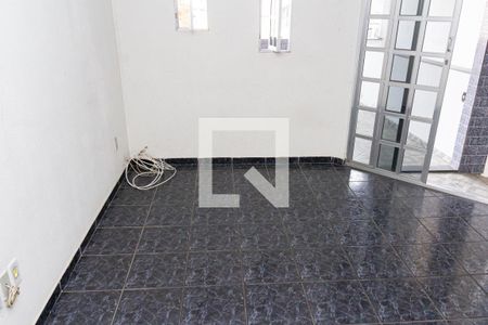 Sala de casa para alugar com 2 quartos, 100m² em Campo Grande, Rio de Janeiro