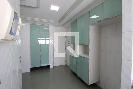 Cozinha de apartamento à venda com 3 quartos, 199m² em Rio Pequeno, São Paulo