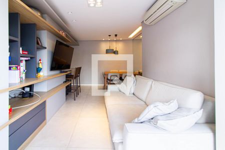 Sala de apartamento à venda com 2 quartos, 67m² em Vila Ipojuca, São Paulo