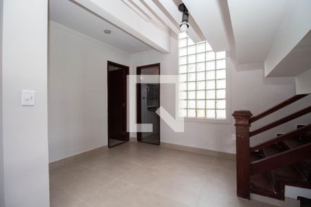 Sala de casa de condomínio para alugar com 7 quartos, 450m² em Jardim Botânico, Brasília