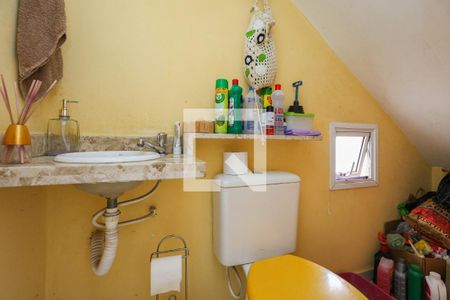 Lavabo de casa de condomínio à venda com 2 quartos, 92m² em Parque das Cigarreiras, Taboão da Serra