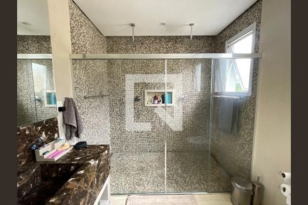 Banheiro da Suíte 1 de casa de condomínio para alugar com 3 quartos, 612m² em Jardim Barbacena, Cotia