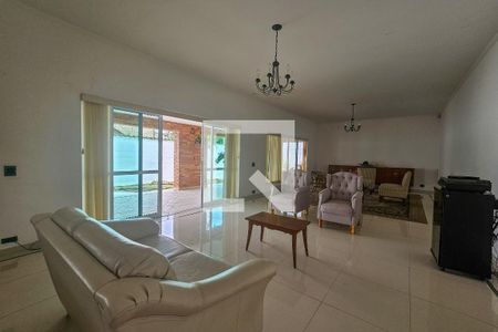 Casa para alugar com 3 quartos, 500m² em Jardim Virginia, Guarujá