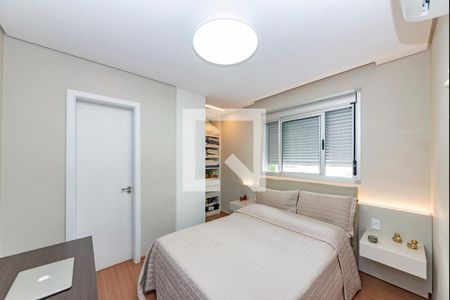 Suíte de apartamento para alugar com 2 quartos, 116m² em Alto Barroca, Belo Horizonte