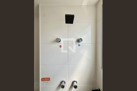 Banheiro de apartamento para alugar com 2 quartos, 52m² em Residencial Villa Garden, Campinas