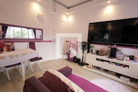 Sala de apartamento à venda com 2 quartos, 56m² em Vila Lutécia, Santo André
