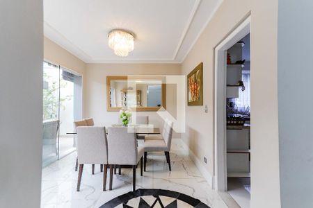 Casa de Condomínio para alugar com 4 quartos, 350m² em Adalgisa, São Paulo