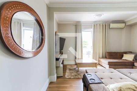 Casa de Condomínio para alugar com 4 quartos, 350m² em Adalgisa, São Paulo