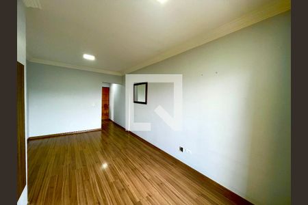 Sala de apartamento para alugar com 3 quartos, 79m² em C Brasil (jd P Dutra, Guarulhos