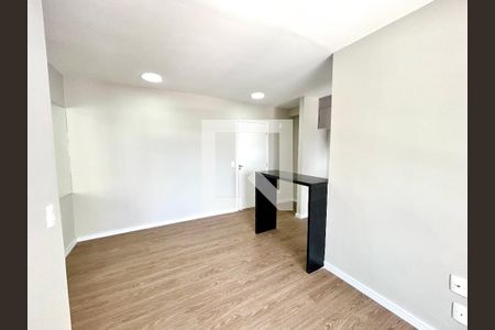 Sala de apartamento para alugar com 2 quartos, 55m² em Vila das Bandeiras, Guarulhos