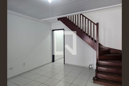 Sala de casa à venda com 2 quartos, 130m² em Vila das Palmeiras, Guarulhos