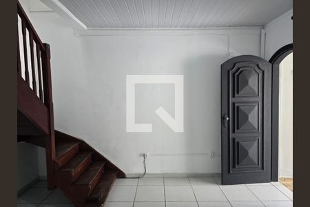 Sala de casa à venda com 2 quartos, 130m² em Vila das Palmeiras, Guarulhos