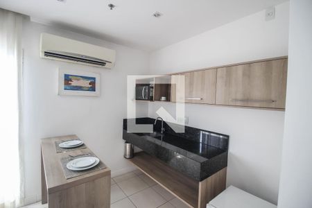 Cozinha de apartamento para alugar com 1 quarto, 31m² em Centro, Nova Iguaçu