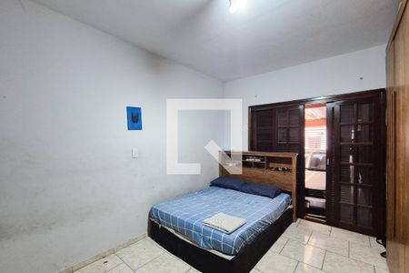 Quarto 1 de casa à venda com 3 quartos, 180m² em Jardim Calux, São Bernardo do Campo