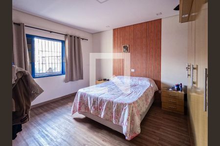 Casa à venda com 3 quartos, 350m² em Jardim Santo Elias, São Paulo