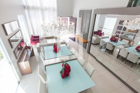 Sala de casa para alugar com 4 quartos, 300m² em Jardim Karaíba, Uberlândia