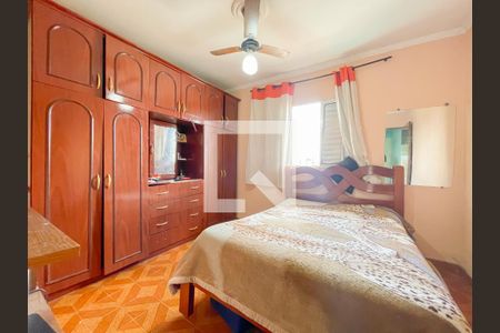 Quarto 2 de casa para alugar com 4 quartos, 250m² em Jardim Roberto, Osasco