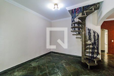 Sala de casa para alugar com 4 quartos, 227m² em Instituto de Previdencia, São Paulo