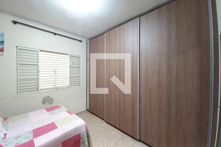 Quarto 2 de casa à venda com 4 quartos, 364m² em Jardim do Lago, Campinas
