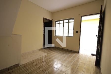 Sala de casa para alugar com 1 quarto, 43m² em Jardim Santo Alberto, Santo André