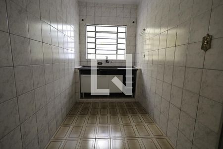 Cozinha de casa para alugar com 1 quarto, 43m² em Jardim Santo Alberto, Santo André