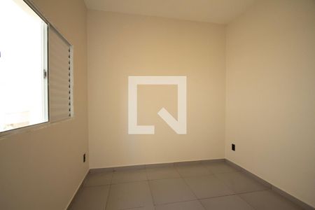 Quarto 2 de casa para alugar com 2 quartos, 53m² em Jardim Nilton Torres, Sorocaba