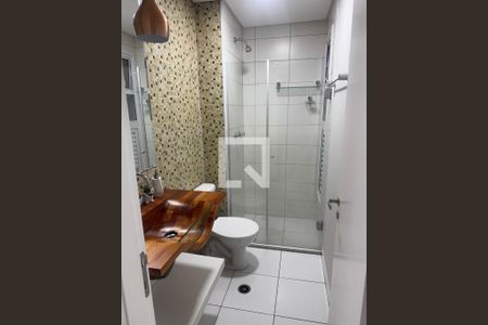 Banheiro de apartamento à venda com 2 quartos, 79m² em Jardim Ermida I, Jundiaí