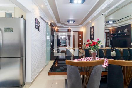 Sala de casa à venda com 3 quartos, 150m² em Vila Ernesto, São Paulo