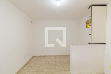 Sala/Cozinha de casa para alugar com 1 quarto, 48m² em Vila Monte Santo, São Paulo