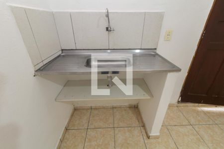 Sala/Cozinha de casa para alugar com 1 quarto, 48m² em Vila Monte Santo, São Paulo