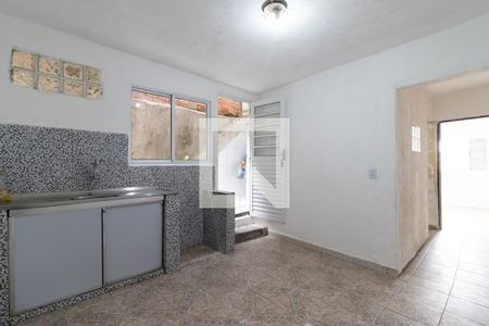 Sala/Cozinha de casa para alugar com 2 quartos, 60m² em Jardim Fernandes, São Paulo