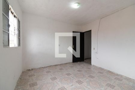 Suíte de casa para alugar com 2 quartos, 60m² em Jardim Fernandes, São Paulo